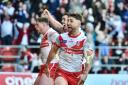 Tommy Makinson scores the try that put Saints ahead