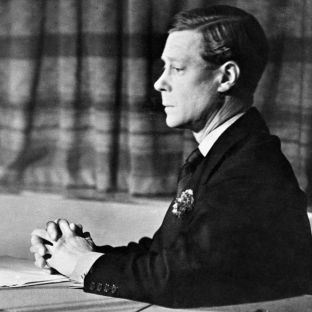 Weekend marks 80th anniversary of abdication of Edward VIII - St Helens Star