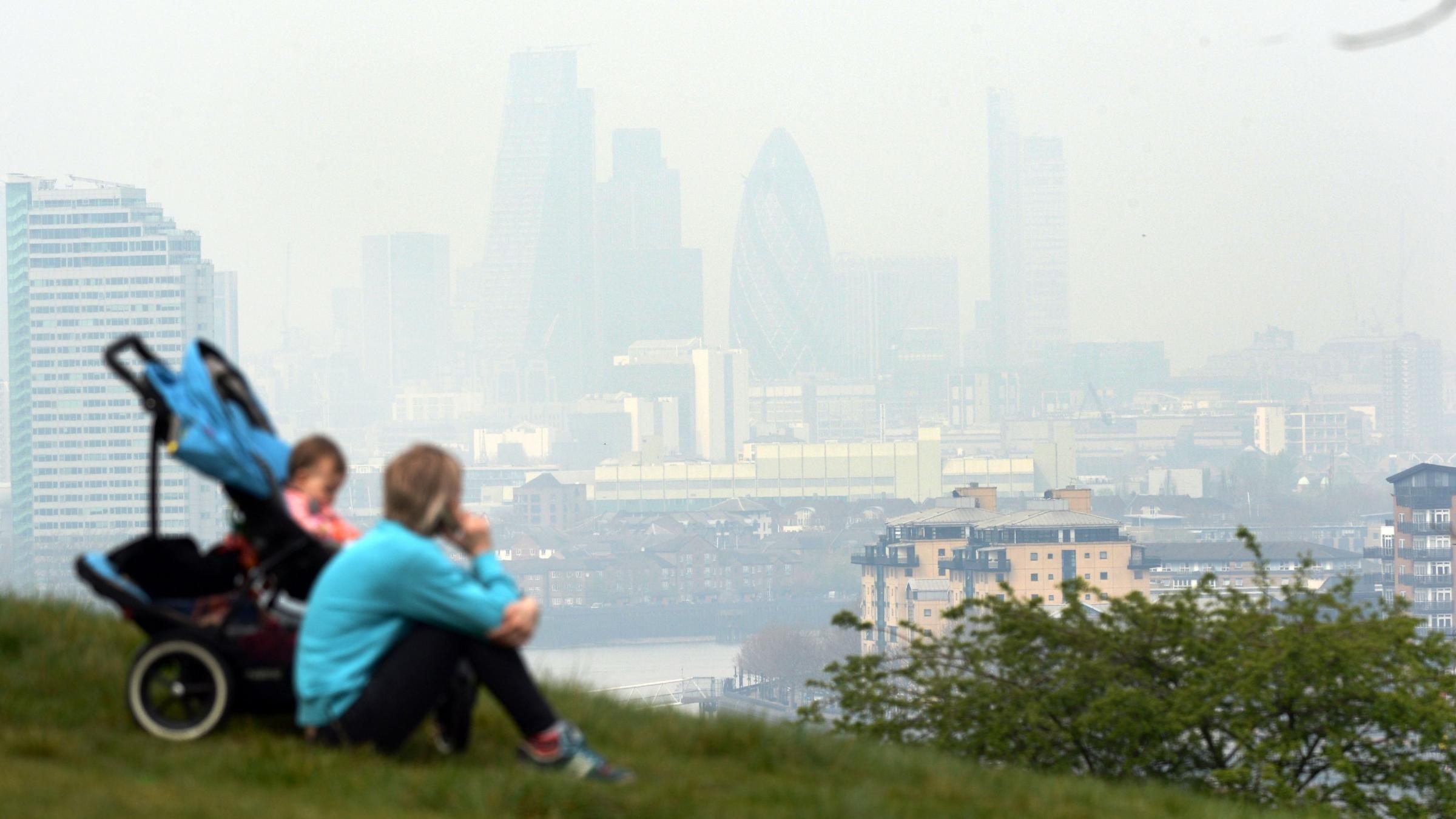 Illegal air pollution levels endangering health of London children - St Helens Star