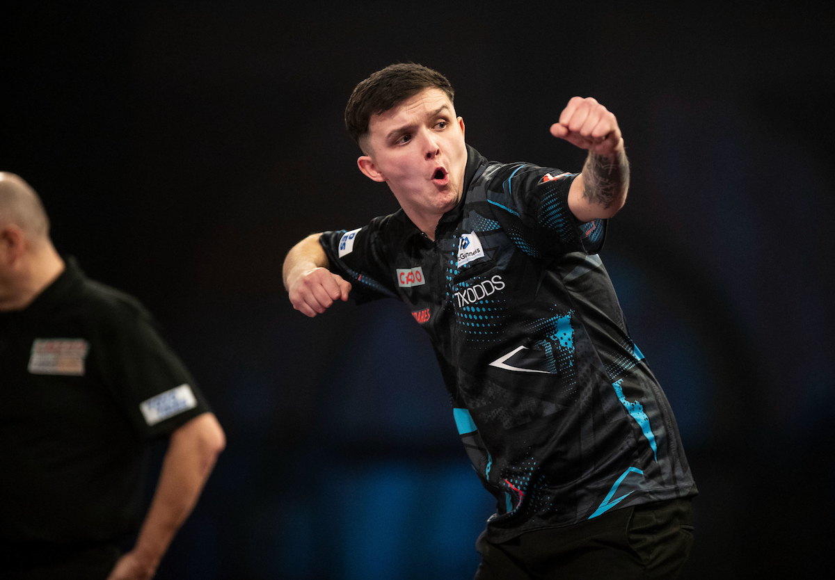 Opening night World Darts Championship round-up - Vimarsana News
