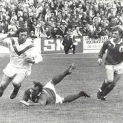 George Nicholls in action in the 1976 Premiership Final where he won the Harry Sunderland.