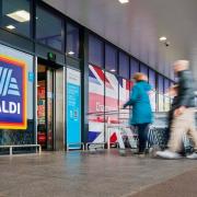 Aldi says the results show that low prices matter more than loyalty schemes, with savings applied directly at the checkout rather than through points.